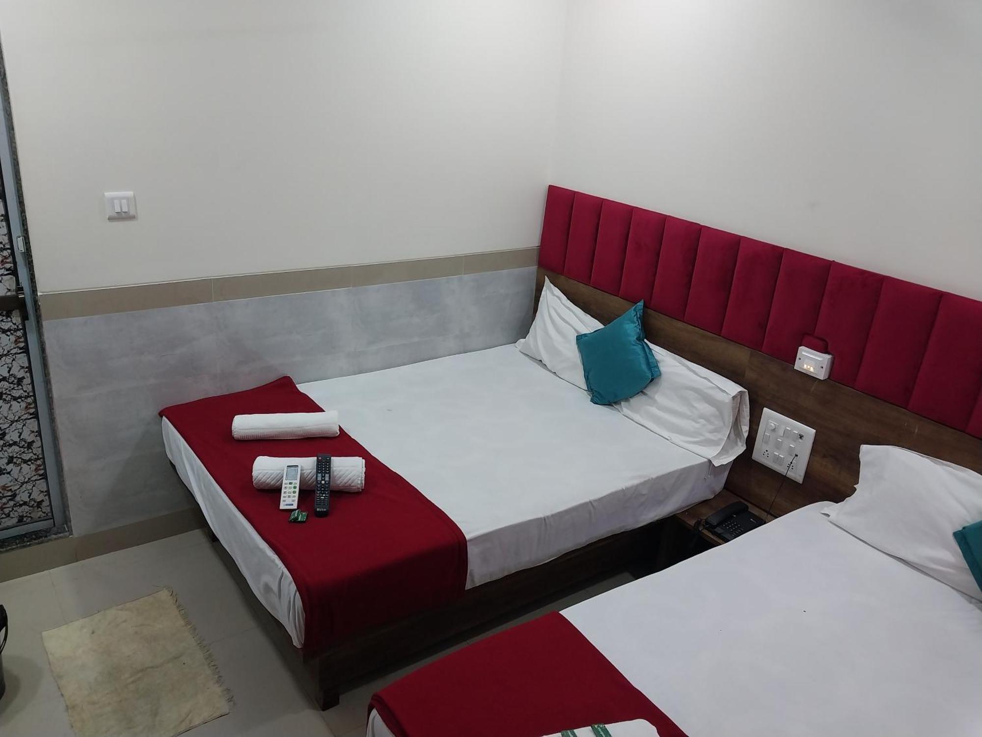 Hotel New Balaji Residency Mumbai Dış mekan fotoğraf